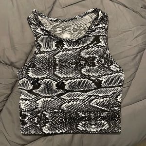 NEW Woman’s sports bra/tank top